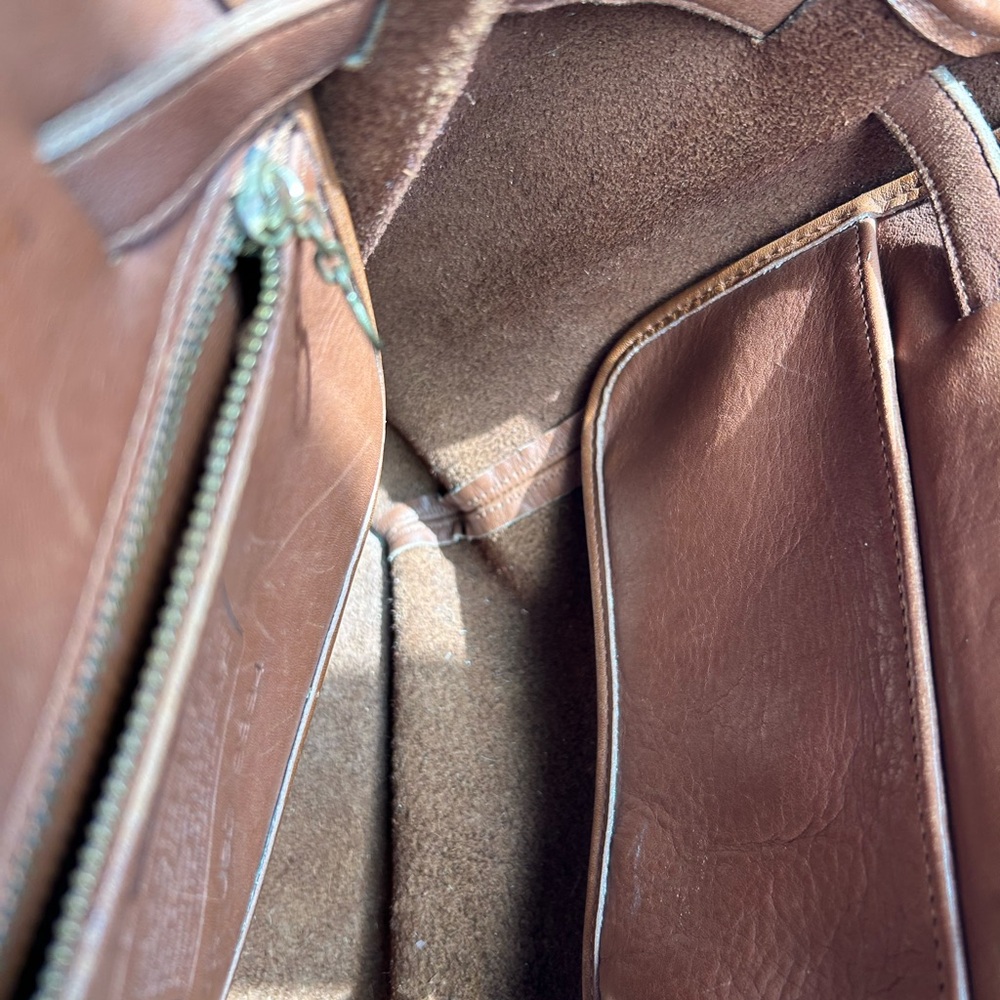 Authentic Vintage Coach Leather Drawstring Backpack in London Tan - Picture 8 of 13